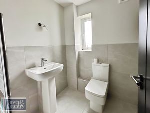 GRANVILLE WAY- click for photo gallery